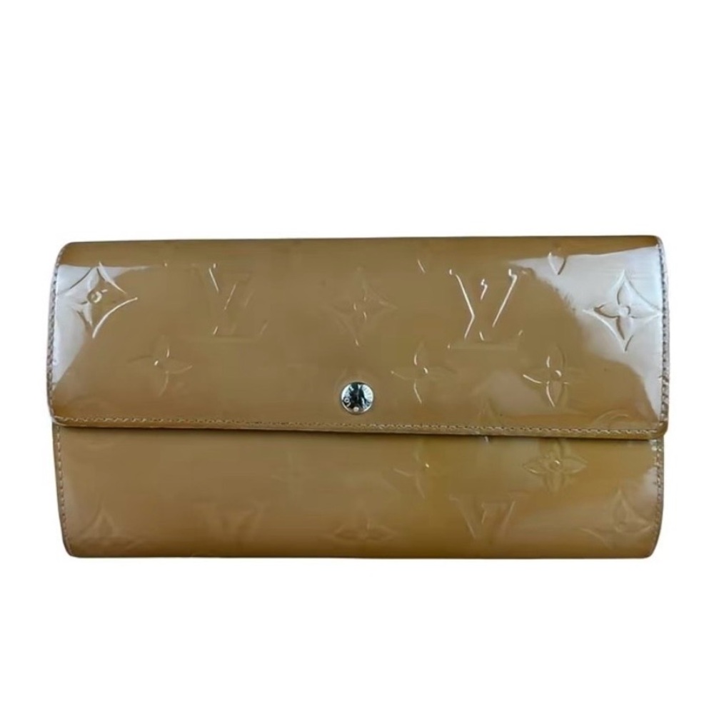 Louis Vuitton Vernis Sarah Wallet - Certificate of Authenticity included